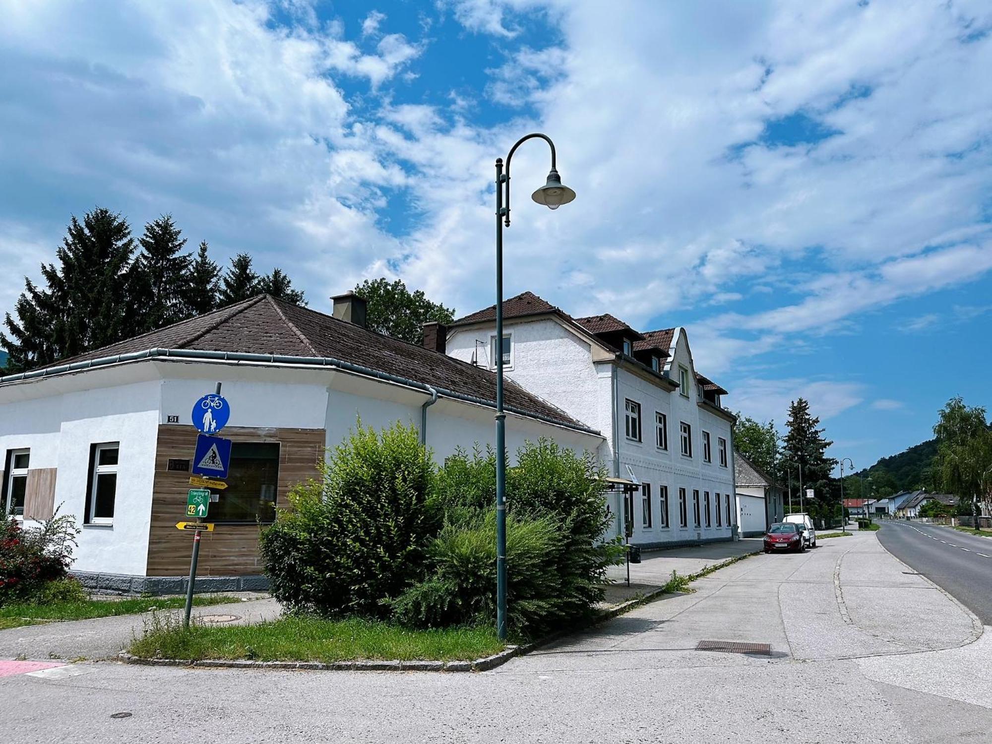 Up Residences Баден Екстериор снимка